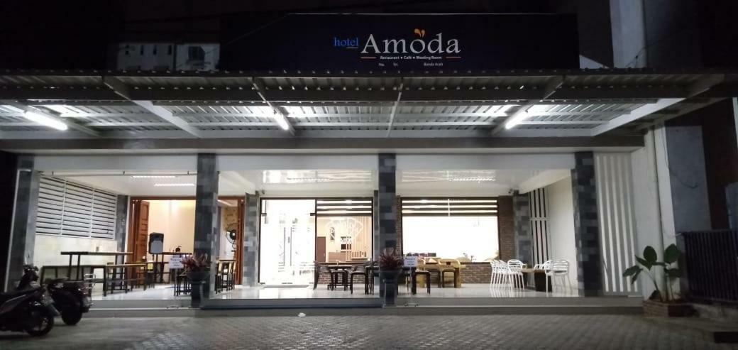 Amoda Hotel & Cafe Banda Aceh Exterior photo