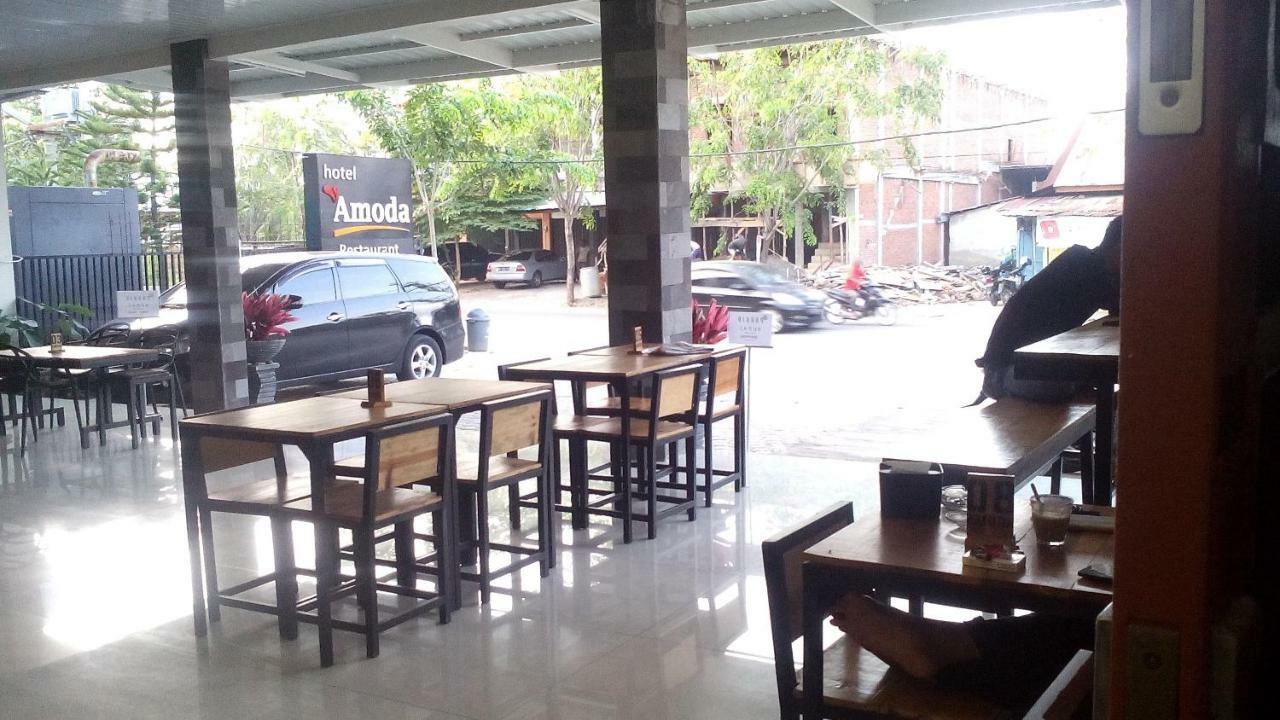 Amoda Hotel & Cafe Banda Aceh Exterior photo